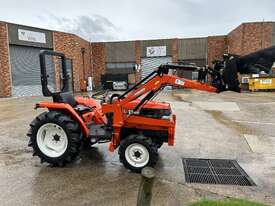 KUBOTA GL25DT TRACTOR - picture1' - Click to enlarge
