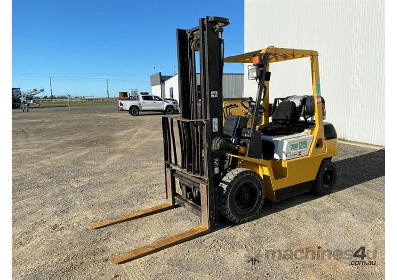 Used tcm TCM 700 Series FG25N Counterbalance Forklifts in , - Listed on ...