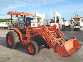 Kubota L4240 - picture0' - Click to enlarge