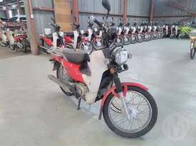 Honda Supercub - picture0' - Click to enlarge