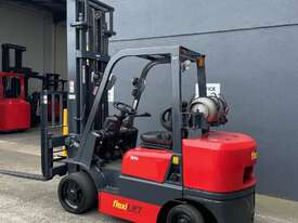 Flexi FG35C Cushion Tyre Compact 3.5 Ton LPG Counterbalance Forklift - Refurbished - picture2' - Click to enlarge