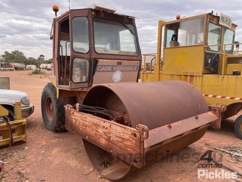 1991 Case Vibromax W1102D Vibratory Articulated Roller