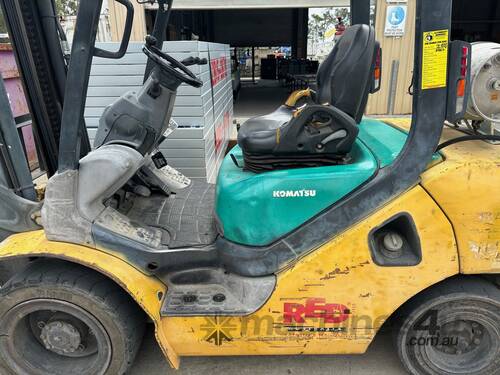 Komatsu 2.5 Tonne Forklift