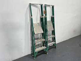 2 x 3ft Bigman Fibreglass Platform Ladders - picture0' - Click to enlarge