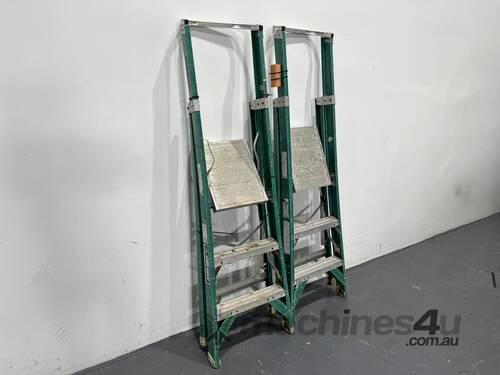 2 x 3ft Bigman Fibreglass Platform Ladders