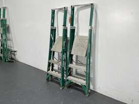 2 x 3ft Bigman Fibreglass Platform Ladders - picture0' - Click to enlarge