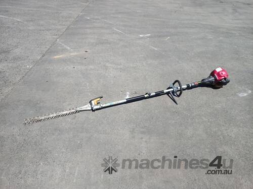 Honda UMC435 Versatool Pole pruner