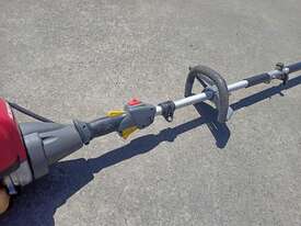 Honda UMC435 Versatool Pole pruner - picture1' - Click to enlarge