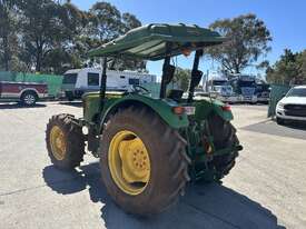 John Deere 5070 E - picture2' - Click to enlarge