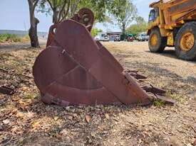 Excavator Bucket - picture1' - Click to enlarge