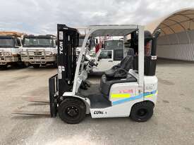 TCM FD25T 4C Diesel Forklift - picture2' - Click to enlarge