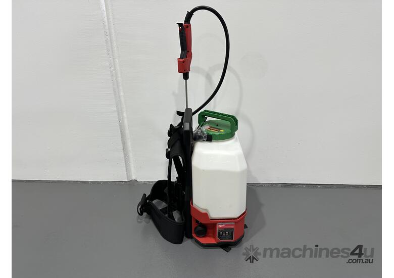 Used milwaukee Milwaukee M18 Backpack Sprayer Backpack Sprayer in