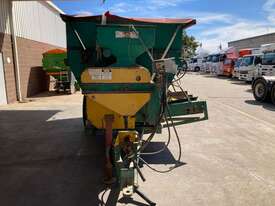 AAMG (Auatralian Agricutural Machinery Group) Single Axle Feed Mixer - picture0' - Click to enlarge