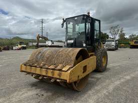 2010 Caterpillar CS56 - picture0' - Click to enlarge