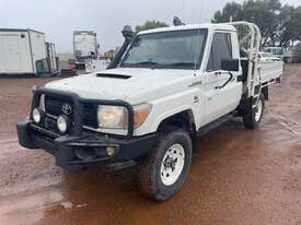 2013 Toyota Landcruiser Workmate Diesel - picture0' - Click to enlarge