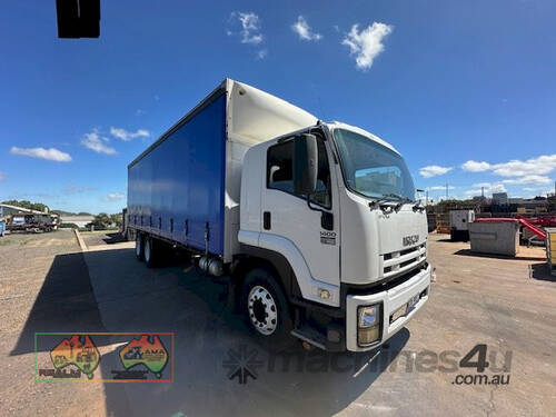 Isuzu Curtin sider - 2008 Model - ( Truck is located in Ballarat Victoria )