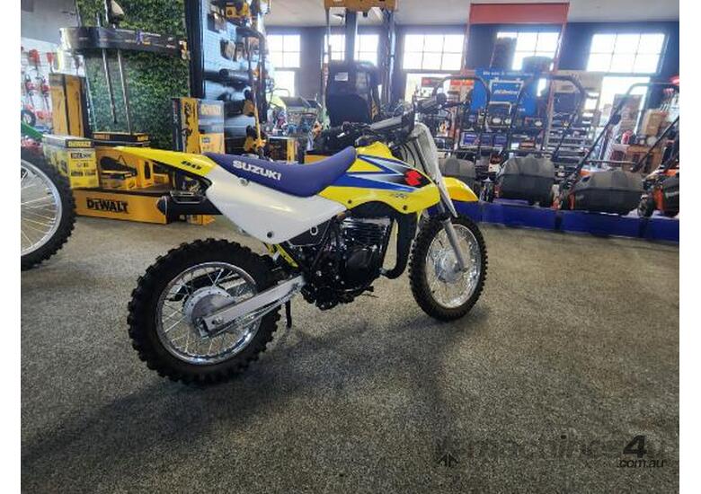 caption Valley Outdoors Group Suzuki JR80