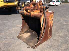 Hydraulic Screening Bucket - picture0' - Click to enlarge