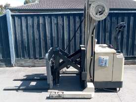 Crown 30 WRTF Forklift and Charger - picture0' - Click to enlarge