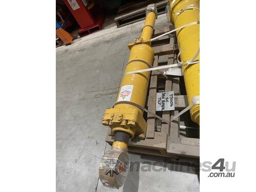 caption 9T-0106 - CATERPILLAR D9N RECONDITIONED CYLINDER RIPPER TILT