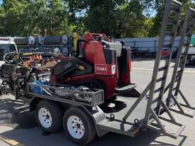 Toro Mini Loader - picture0' - Click to enlarge