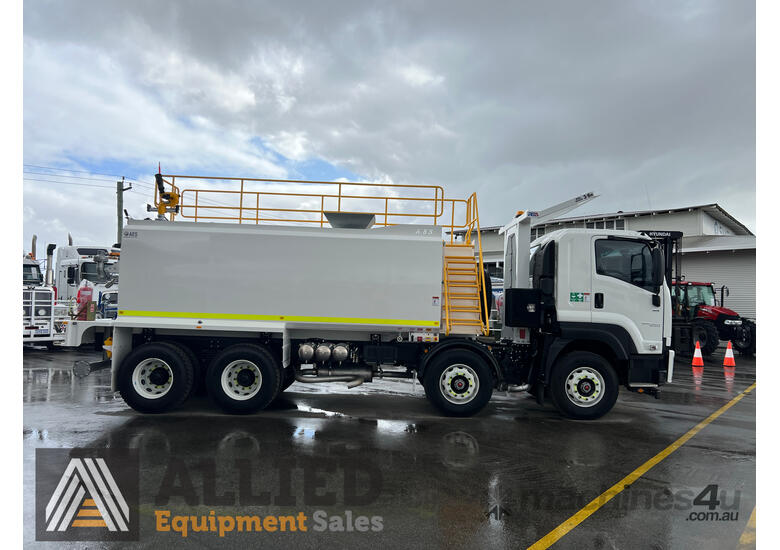caption 2024 Isuzu FYH300/350 18000L Water Truck