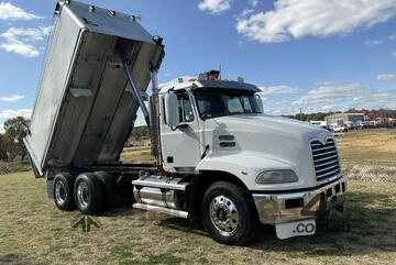 Mack CX688R Vision 6x4 Tipper Truck.