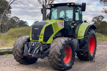 Claas Axion 840 FWA/4WD Tractor