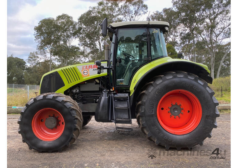 Claas Axion 840 FWA/4WD Tractor