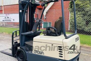 2012 CROWN 1.8T CONTAINER MAST SC4500 ELECTRIC FORLIFT BRAND NEW BATTERIES WITH WARRANTY 2012 CROWN 1.8T CONTAINER MAST SC4500 ELECTRIC FORLIFT BRAND NEW BATTERIES WITH WARRANTY