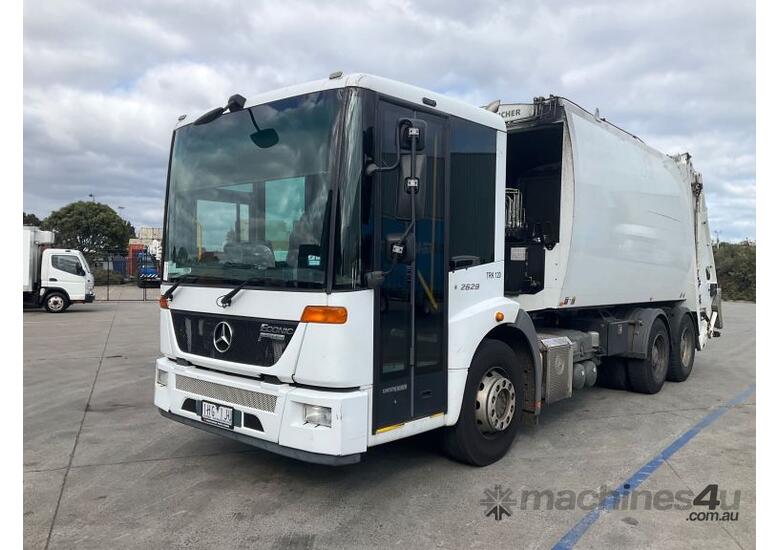 caption 2016 Mercedes Benz Econic 2629 Garbage Compactor (Rear Load)