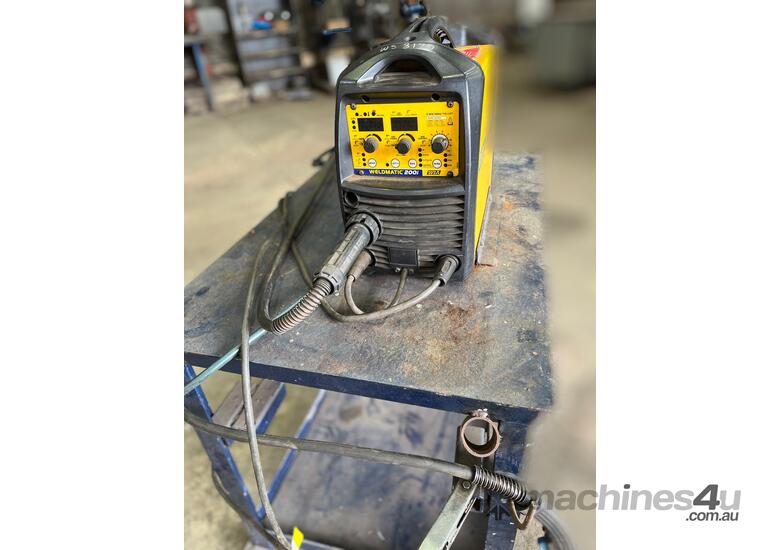 caption MIG WIA 200I Welder C/WTrolley