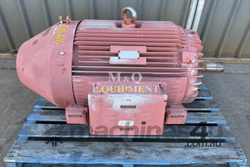 M&Q EQUIPMENT - 132 KW CMG 4 POLE ELECTRIC MOTOR