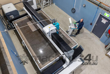 PERFORMATEC - Waterjet Cutter (Flow Mach 500 - 3m x 6m - Heavy Duty)
