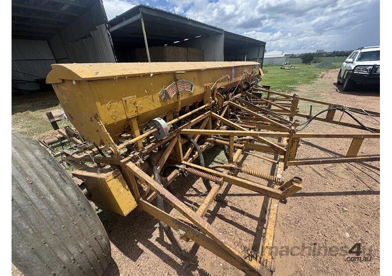 caption Gyral 18 run combine