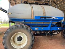2006 NEW HOLLAND SC380 TBH AIR-SEEDER BIN  - picture1' - Click to enlarge