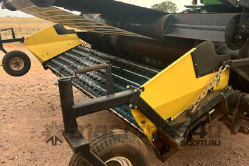 Smale CF1606 Header Front Harvester/Header