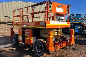 JLG 330LRT Rough Terrain Scissor Lift - 2018