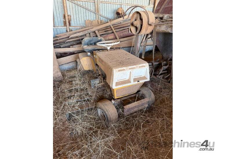caption Greenfield Tractor 11 Ride On Mower