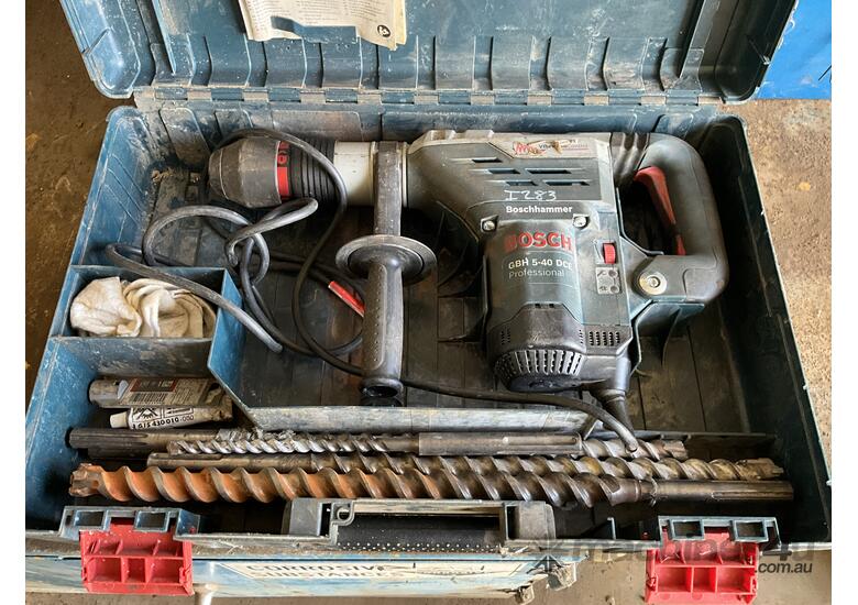 caption Bosch GBH 5-40 DCE Hammer Drill
