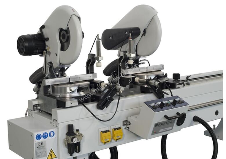 caption ### RUNOUT SALE ## FOM MOXIE Aluminium Double Head Compound or Twin Mitre Saw