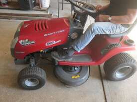 Ride-On Lawn Mower - picture2' - Click to enlarge