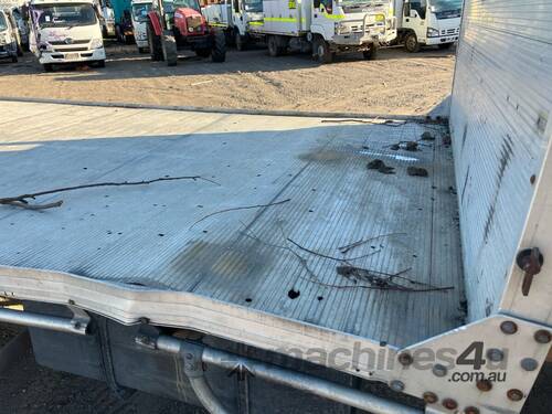 caption 2010 Hino 300 series Crew Cab Table Top