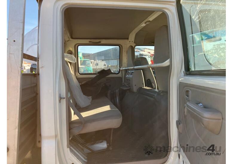 caption 2010 Hino 300 series Crew Cab Table Top