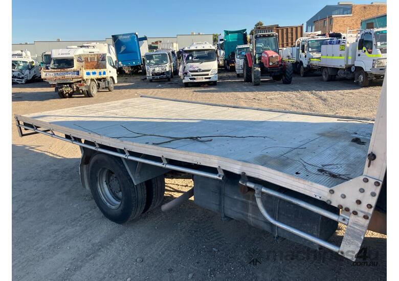 caption 2010 Hino 300 series Crew Cab Table Top