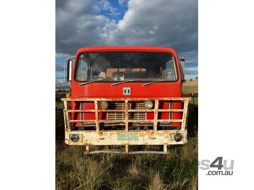 caption Acco 1830A, 18ft Tipper tray
