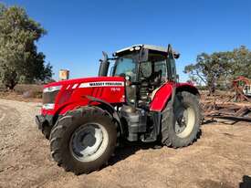 2014 Massey Fergusson Tractor 7615 - picture1' - Click to enlarge