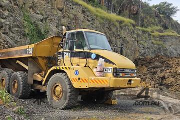 Caterpillar 2004   730 Caterpillar 2004   730