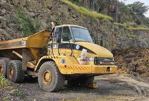 Caterpillar 2004   730