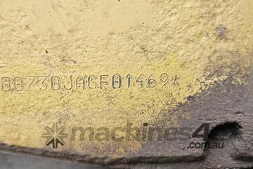 Caterpillar 2004   730